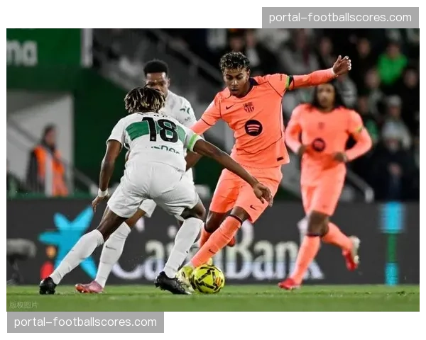 多名球迷因在皇马对阵巴萨赛前街头斗殴被捕