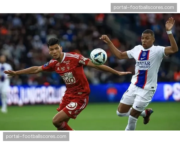 雷恩官方确认中场核心因肌肉疲劳休战两周，队医报告指出与近期比赛高负荷压迫相关